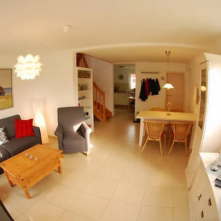 Apartment Wellenbrecher Sauna - Whirlpool - Kamin - Wlan - Wii - Bis 6 Personen *