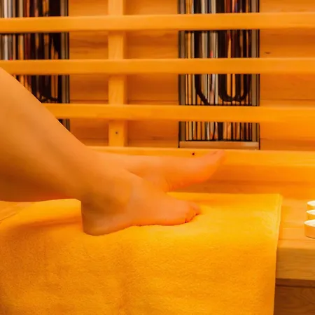 Wellenbrecher Sauna - Whirlpool - Kamin - Wlan - Wii - Bis 6 Personen Glowe