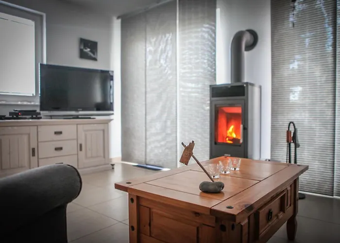 Wellenbrecher Sauna - Whirlpool - Kamin - Wlan - Wii - Bis 6 Personen Apartment Glowe